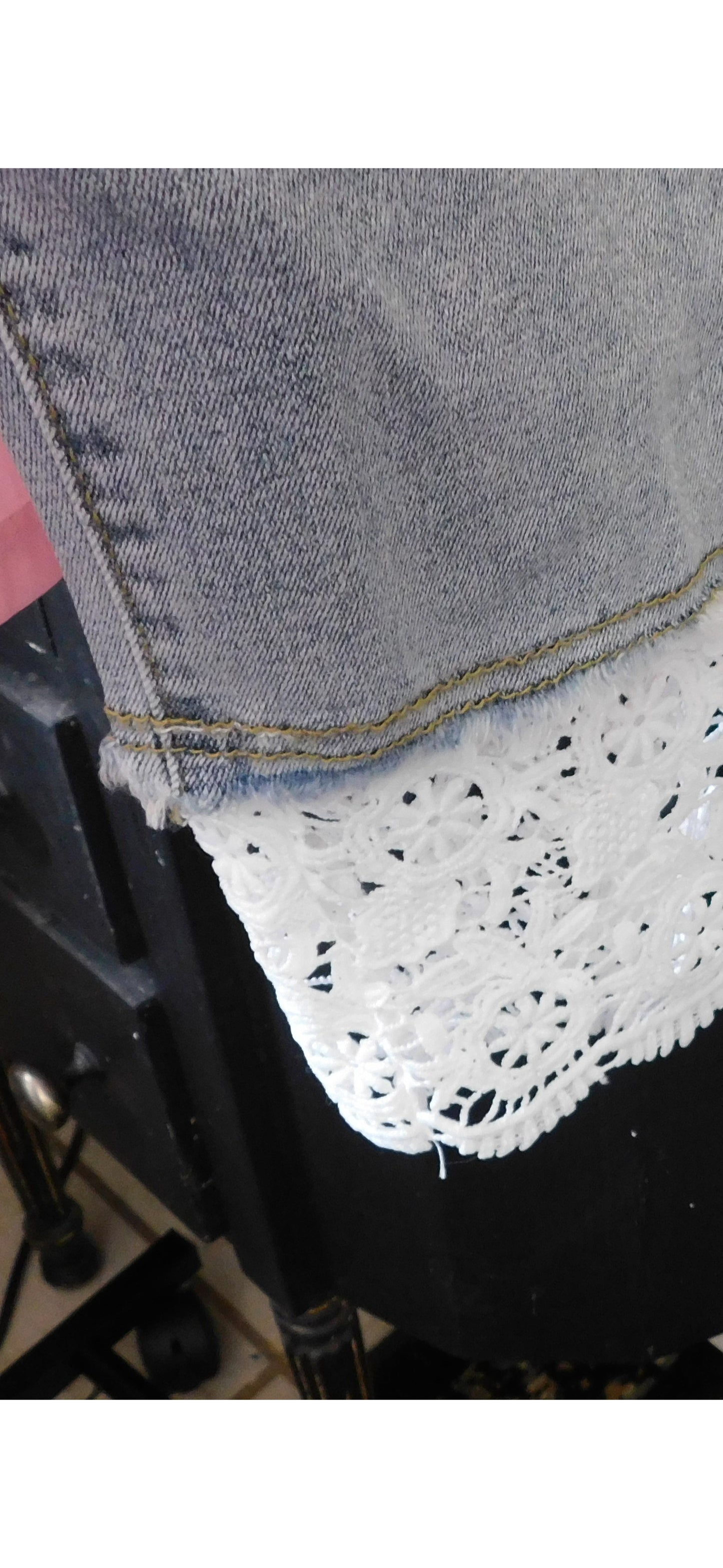 Floral & Lace Detail Cotton Jeans