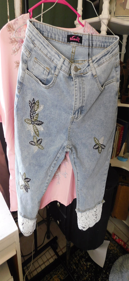 Floral & Lace Detail Cotton Jeans