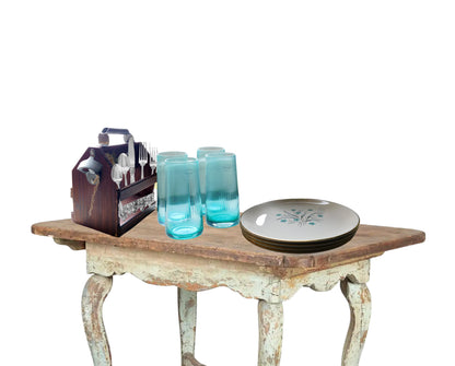 Assiettes plates bleues vintage